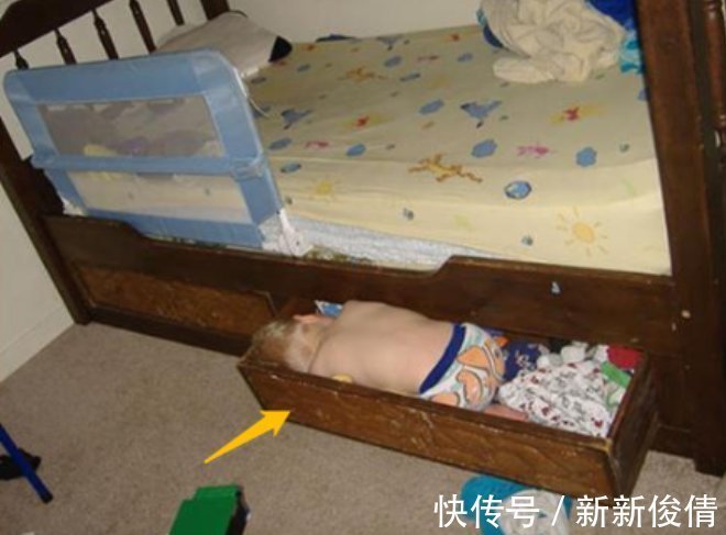 小宝宝|三胞胎姐妹“纸巾大战”,妈妈:不心疼钱,就是“血压”有点高