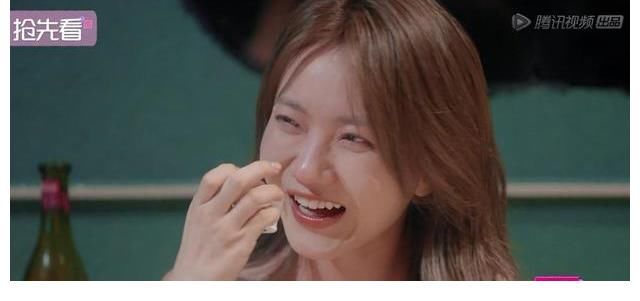 心动的信号|《心动的信号》女嘉宾关系微妙，女2女3线上线下互动，女1遭冷落