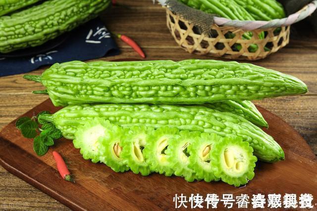 草酸钙|这4种容易吃出结石的蔬菜,草酸含量一个比一个高,很多人不知道