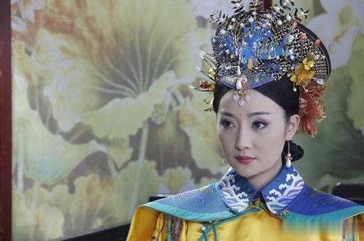 丫鬟|她本来只是丫鬟,给福晋端茶倒水,最后却翻身当了四十多年皇太后