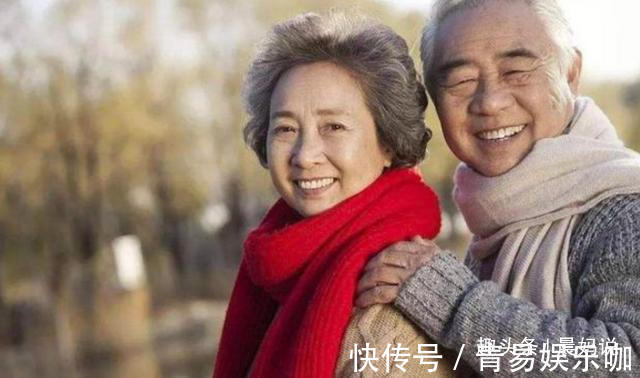 养老|人到晚年,钱和子女哪个更靠谱?80岁老母用“亲身经历”告诉你