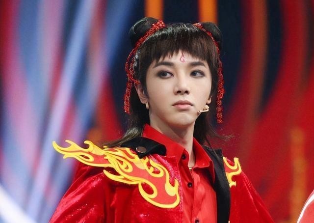 哪吒|华晨宇的哪吒,贾玲的千寻只是入门?《王牌》到底cos了多少人物