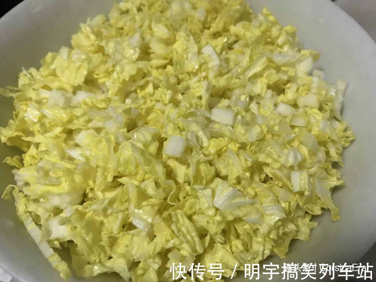 肉馅|头伏到吃饺子,分享8种饺子馅的调法,有荤有素,鲜嫩营养又多汁