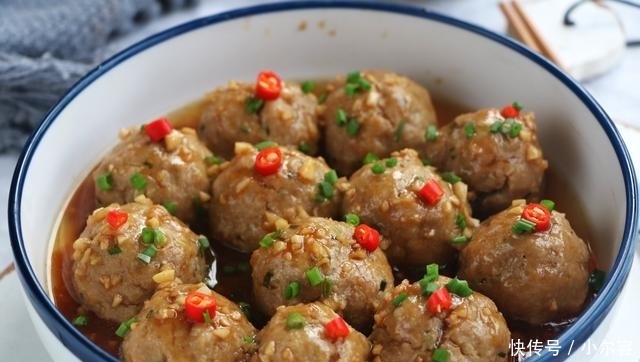  莲藕|每年中秋必做的一道菜，蒸一蒸颜值高上档次，上桌汤汁都不剩！香