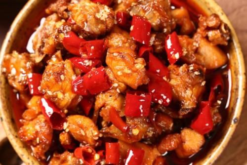 麻辣兔肉|天气热小孩没活力，不妨吃的菜，美味下饭，营养丰富，益智不上火