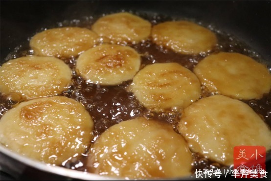 糯米粉教你新做法，出锅比大鱼大肉都香，孩子吃一次就念念不忘