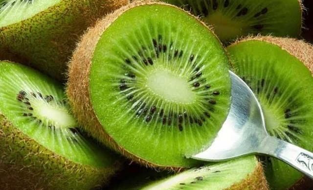 猕猴桃|猕猴桃营养丰富，但是这几种人最好不要吃，快看看吧！