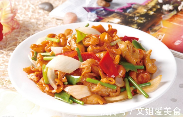 猪大肠|他是猪身上的宝贝,营养价值高,才买5元一斤,懂行的人吃它