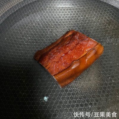 腊肉|好吃的腊肉豆角焖饭,是不是很有食欲呀