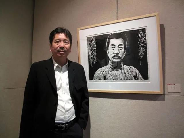 孙子&做一个名人的后代是什么感觉?鲁迅孙子周令飞意外走红上热搜