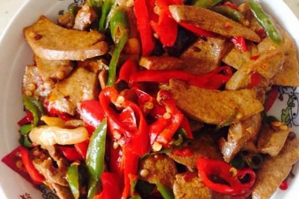 红枣|吃胡萝卜、红枣、菠菜能补血辟谣效果都不好，告诉你补血吃啥