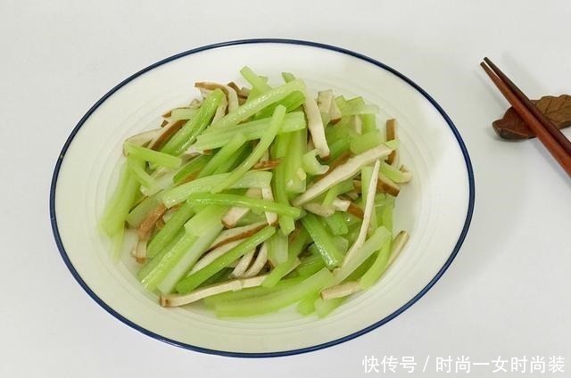 铁含量|立秋后，这食材要多吃，铁含量是西红柿的20倍，女性常吃身体好