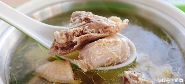 正确|炖鸡汤,焯水和直接炖都不对,此乃正确做法,鸡汤鲜味足真是香