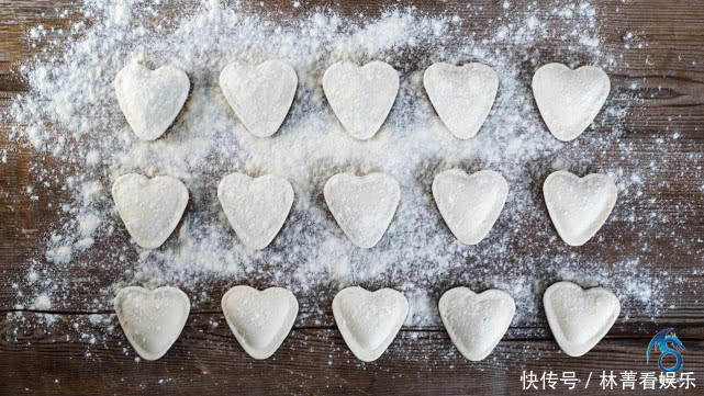 包好的饺子千万别直接放冰箱冷冻!教你一招,冻多久都不会坏