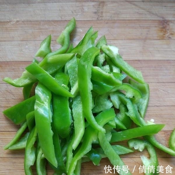 味极鲜|米饭杀手烧茄子，这样做爆炸好吃，分分钟舔盘底