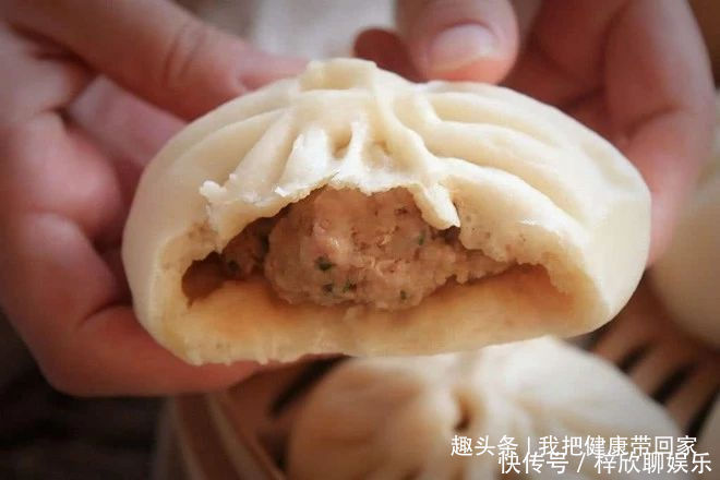 鸡蛋灌饼|吃什么容易变胖不想让身材发福,4种主食尽量少吃!