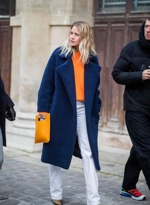 大衣的配色很重要!实用色彩搭配干货,穿出满满高级感