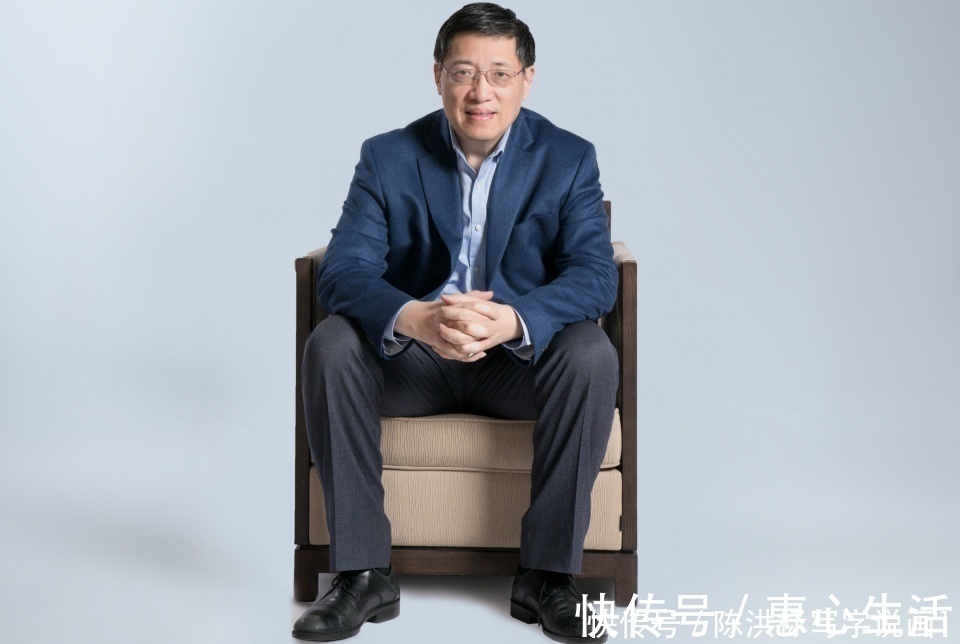 李可染#陈李新画牛,超过李可染等11位名家,是网友不懂艺术还是另有隐情