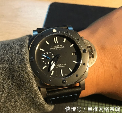 男生戴黑色手表好看吗?三款万元黑色运动腕表推荐