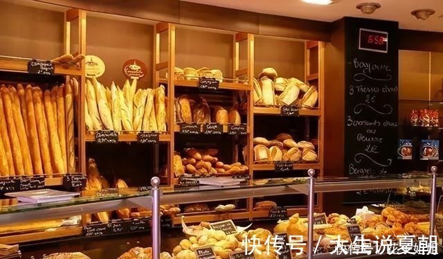 面包|买面包时，聪明人会避开这4种面包，烘焙师成本便宜还很好卖！