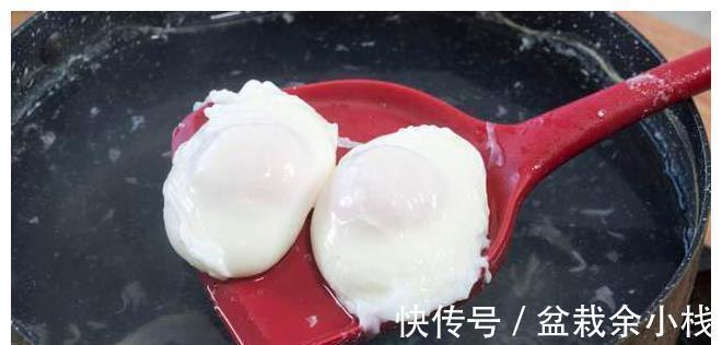 做法|原来水煮荷包蛋这么简单，分享5种做法，做出来又圆又嫩还不散花