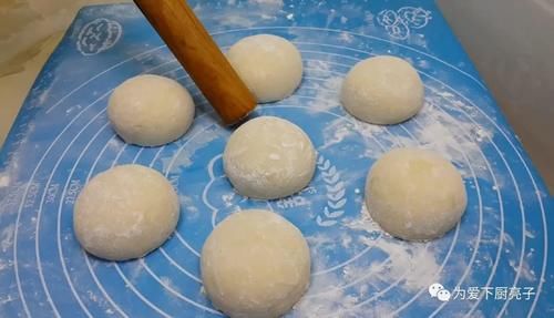 蒸发馒头时，切记不要直接加酵母，掌握正确做法，我家一周吃五次