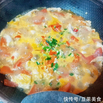 百吃不腻的减脂餐—番茄焖鸡片教程