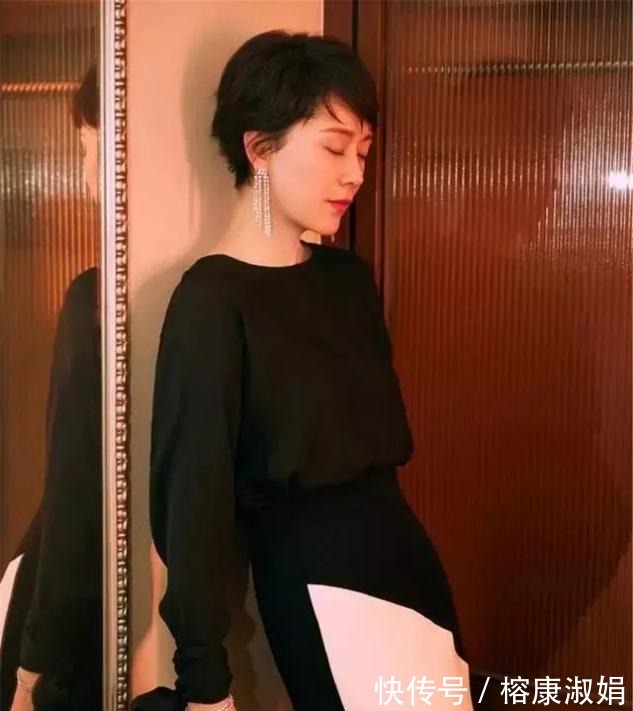 阿姨|女人过了50就放弃“黑长直”吧!换上这5种发型,阿姨变回姐姐