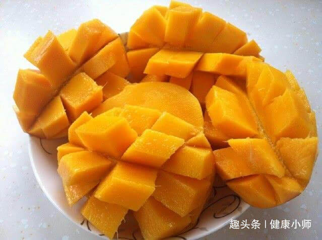 養顏|女性再沒錢，這三種水果不要省，補血養顏，排毒又美白，更顯年輕