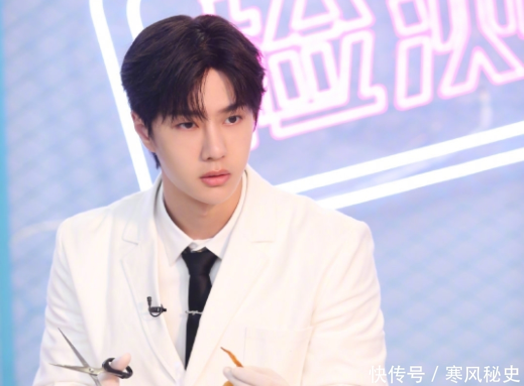 天天小兄弟 《天天向上》遭围攻!王一博粉丝控诉4大问题,5年合作遇危机