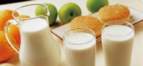 奶粉和牛奶,到底哪个补钙效果好,营养更高?实验数据告诉你