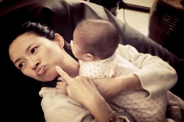 小花|未满100天的新生儿,从上到下有3个部位不能乱碰,新手父母别手痒