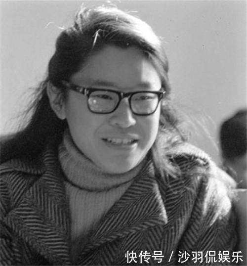 王佐良@当代保尔张海迪:5岁高位截瘫,却自学成才,如今官至正部级