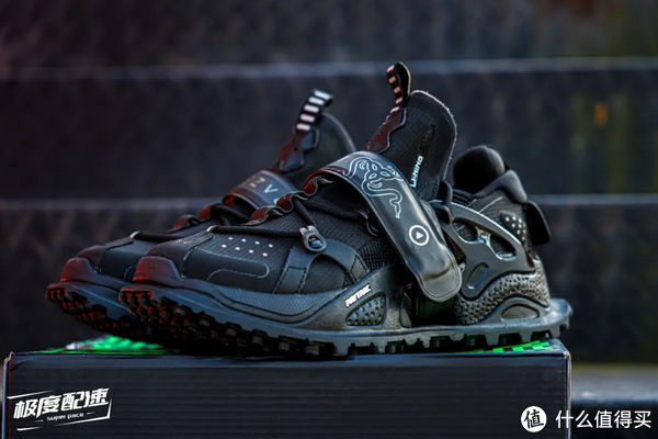 李宁 打破次元壁!潮流与电竞的碰撞可算是玩明白了!