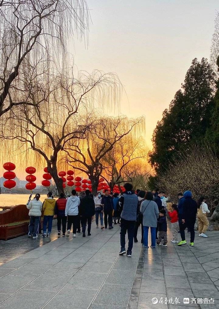 赏梅|就地过年春在身边|节日气氛喜洋洋!济南大明湖赏春游园走起