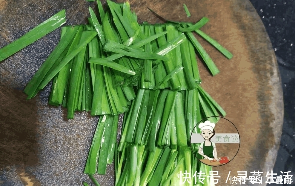 冷天没胃口吃饭, 我炒了这素菜, 清香脆嫩, 立马胃口大开, 吃撑了