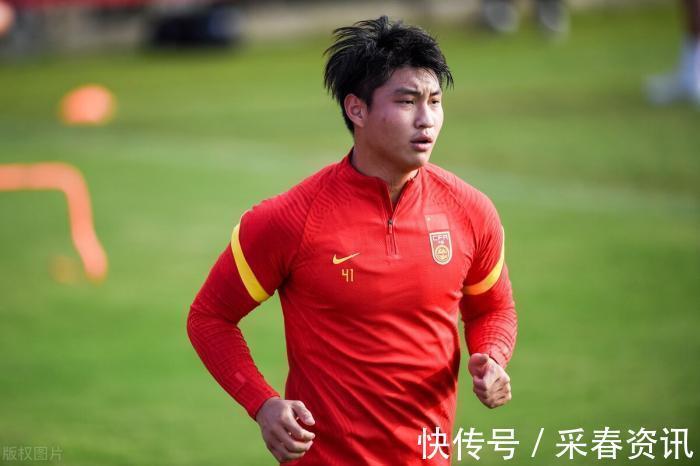 郑智|国足2连败后或迎来大变动,10号球衣易主,武磊不再是进攻核心