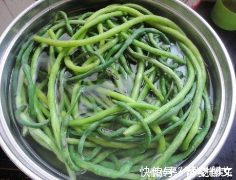 再不吃就要过季的蔬菜，营养高味道佳，一次买5斤，做包子特香