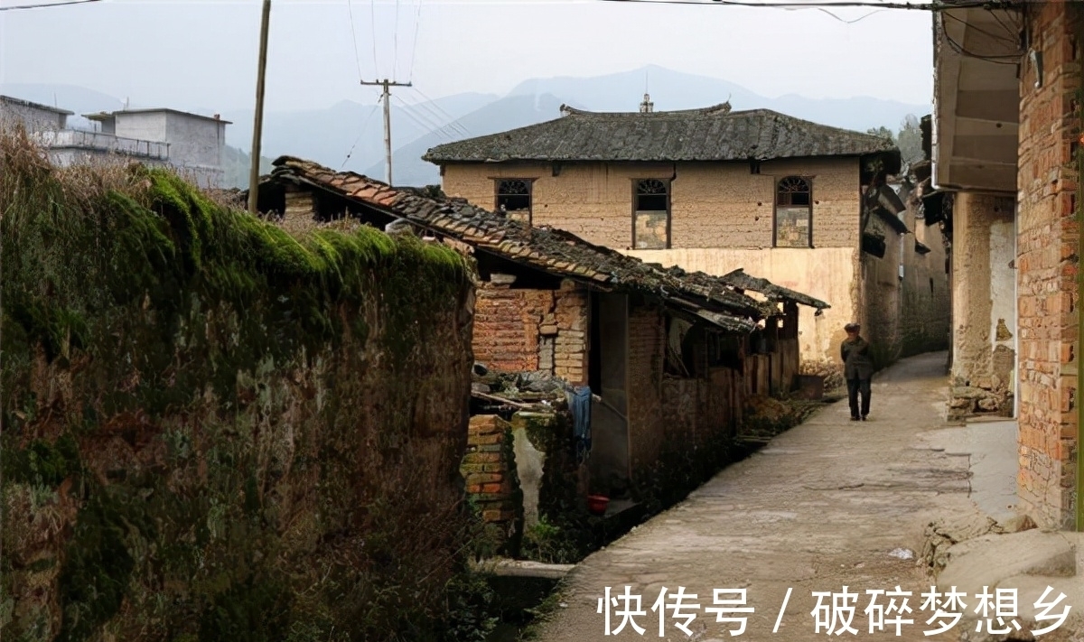 穷人家&老祖宗忠告:家有滴泪屋,三年一场哭,“滴泪屋”是啥,有道理吗