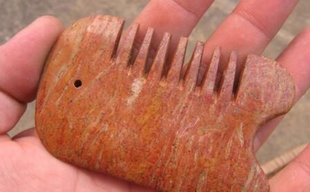 梳子用得好,顶半个医生,每天梳一梳这5个部位,健康又长寿