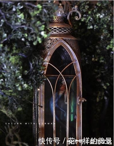 滴胶|网友一个失误动作,人鱼公主手办瞬间变泡沫,还原献祭的美感