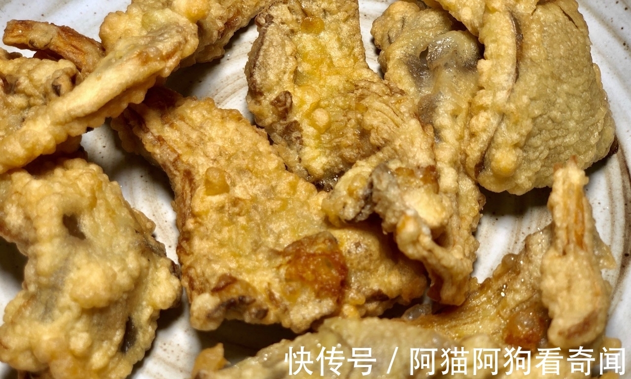 面糊|炸蘑菇时,不要直接下锅炸,多加一步,口感又香又脆不回软