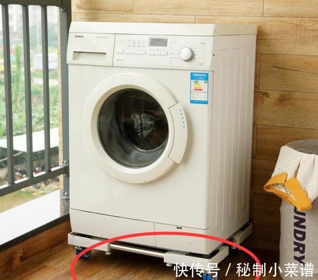 中国人|一半人把洗衣机排水管插地漏,笨死!瞧聪明人做法,那叫一个高级!