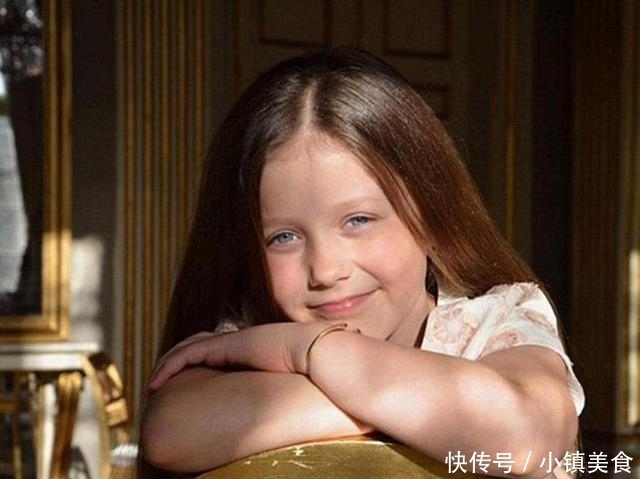 丹麦皇室首饰光彩夺目而奢华,唯有一款手镯虽普通,却是流传百年