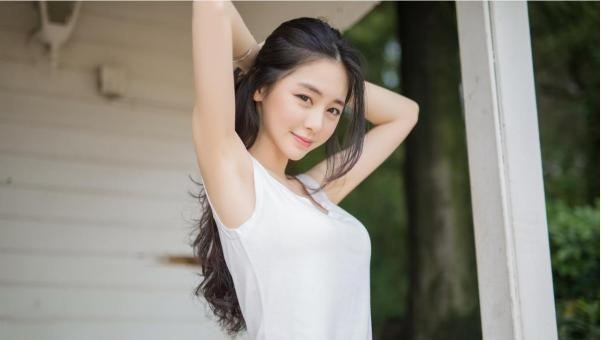 香香公主|文理校花大PK, 清纯款和御姐型难分伯仲, 直男们说: “我都要”