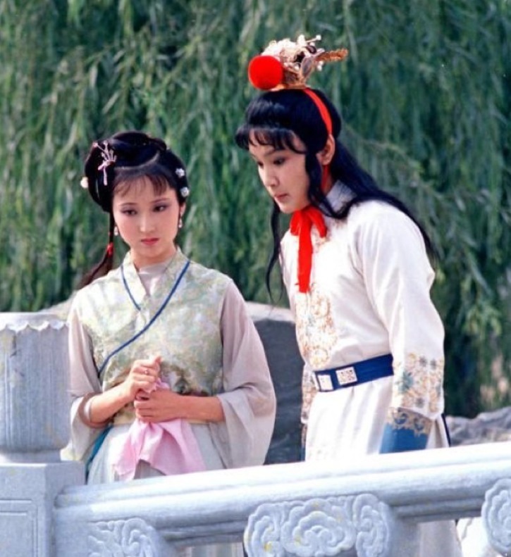 薛姨妈|贾母暗中计划撵走薛姨妈母女，王熙凤却明目张胆泄露内情