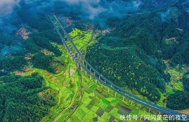 沿着高速看中国｜景婺黄高速：穿越四季如画“最美乡村”