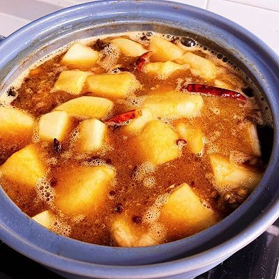糖色|红烧鸡肉炖土豆
