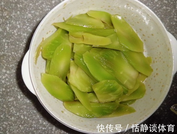芝麻酱|在有孕阶段,有4种食品孕妈尽量常吃,能减缓孕吐,还能促进排毒