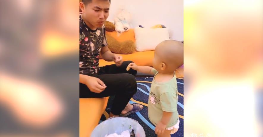 父母们|儿子去舅舅家第一天,舅妈就发视频过来了,网友肚皮都要笑翻了